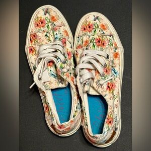 Floral Lace-Up Canvas Sneakers